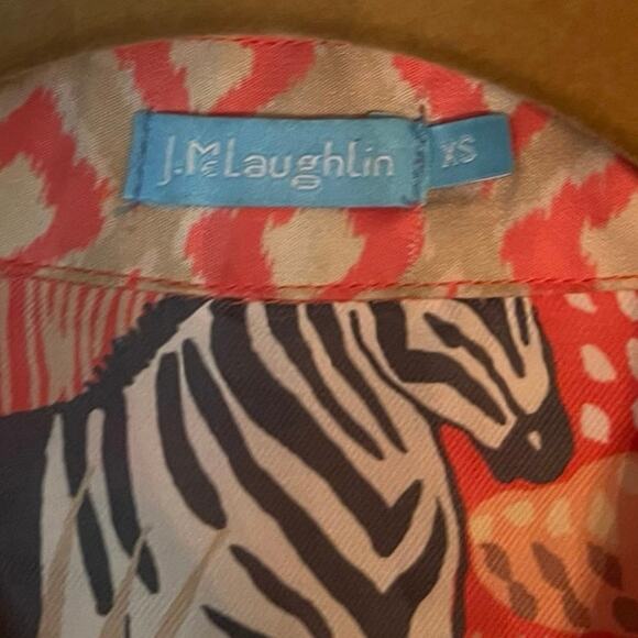 J McLaughlin Darcey Silk Viscose Button Up Shirt Animal Print Sz XS Zebra - Picture 9 of 11